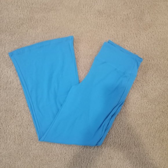 PLUS HIGH-WAIST YOGA FLARE PANTS - Picture 3 of 5